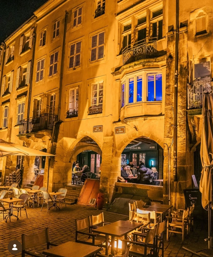 Vue de Metz de nuit